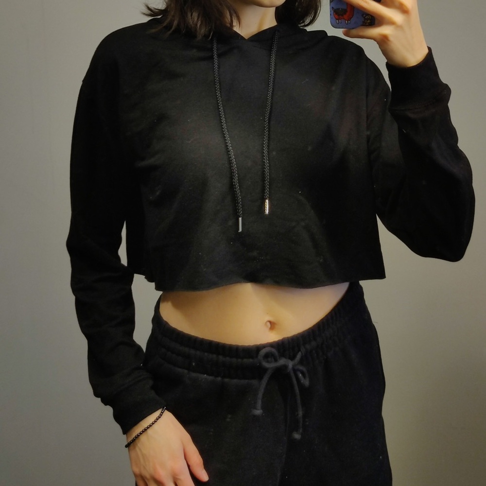 Black light cropped workout hoodie